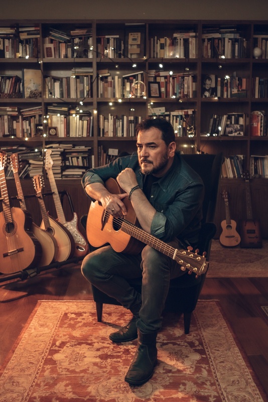Gira acústica: Guitarra y voz