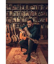 Ismael Serrano. Gira acústica, guitarra y voz